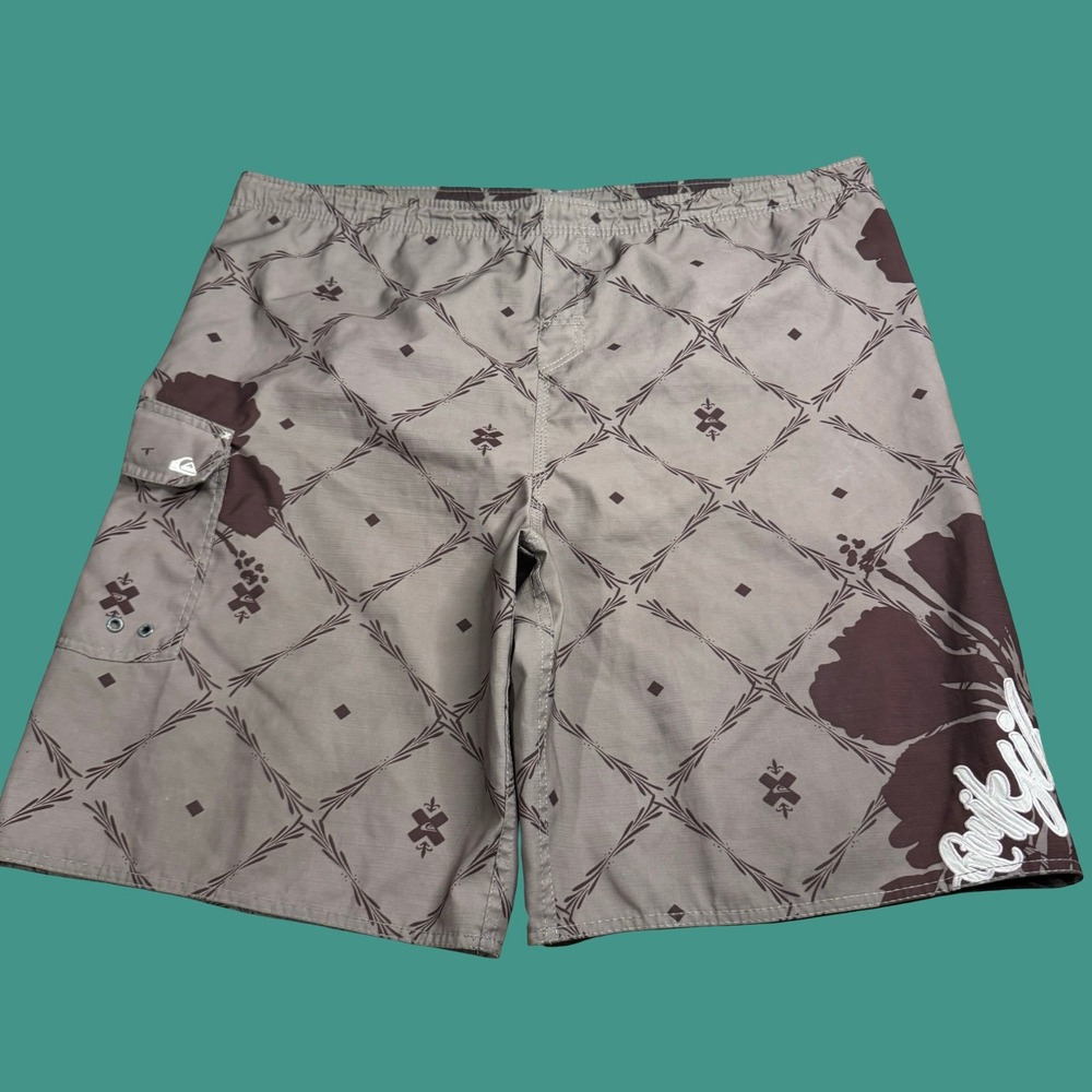 Quiksilver Swim Trunks 38/40 Brown Board Shorts Surf Beach Skater Outdoor Logo